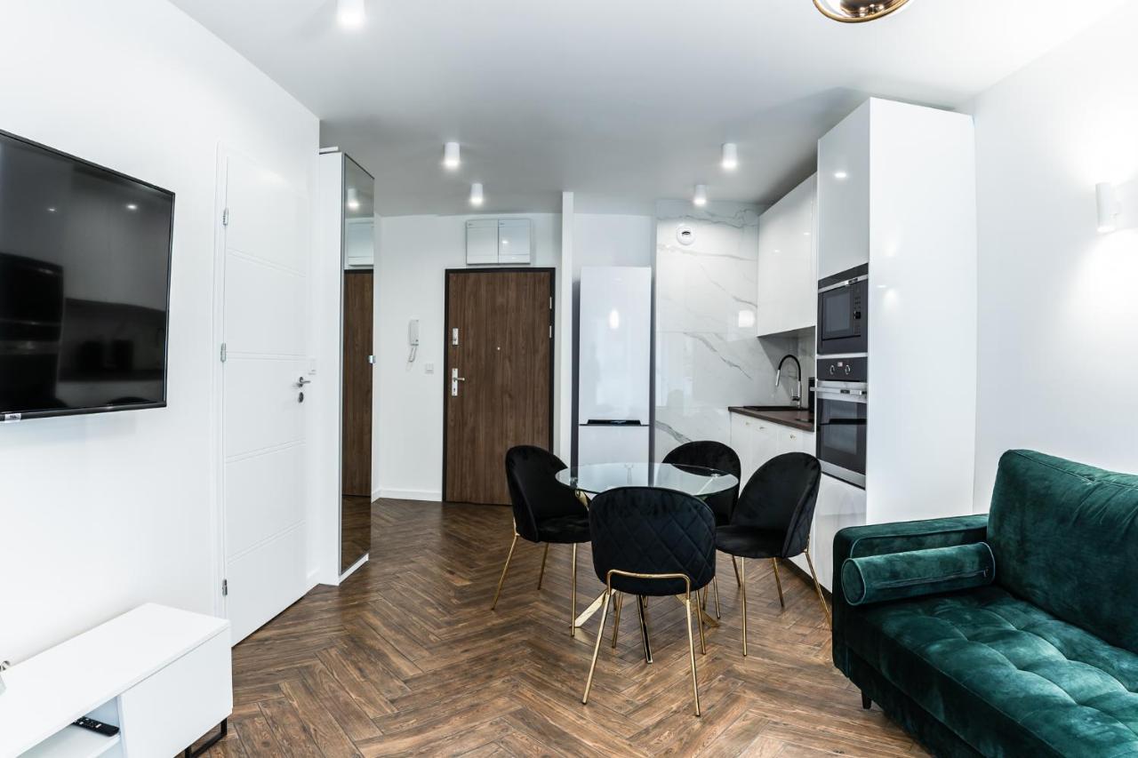 Pure Apartment