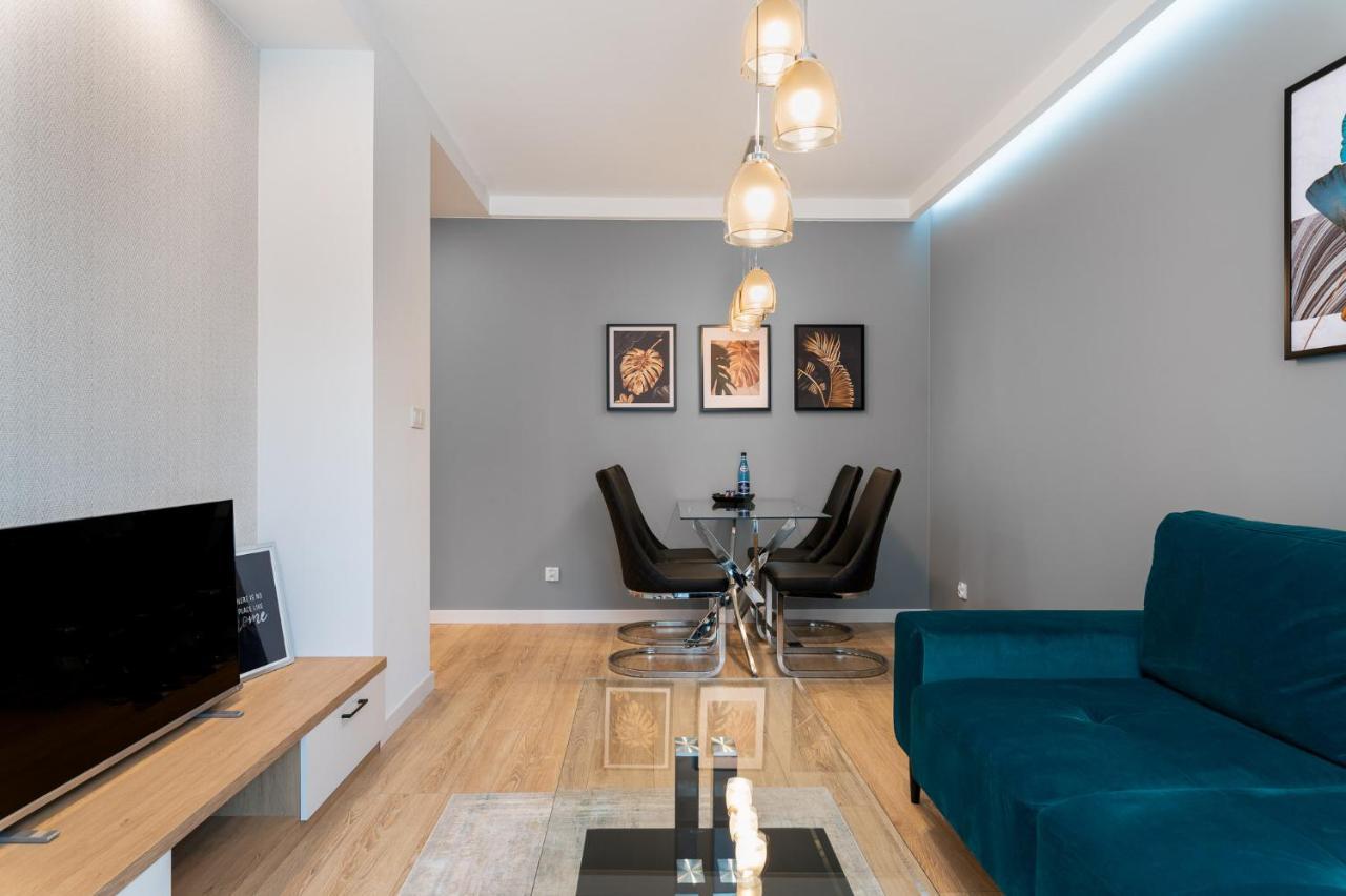 Apartment Pure