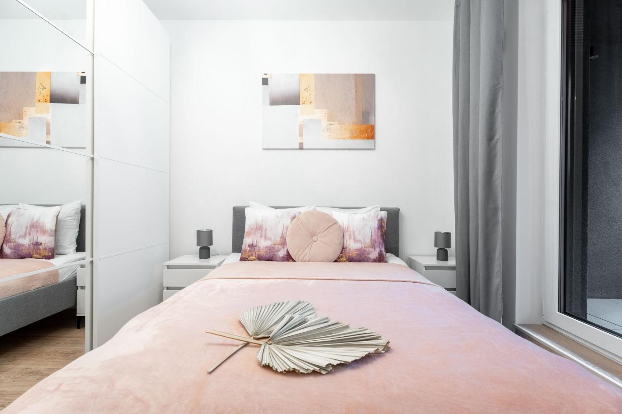 Apartment Pure