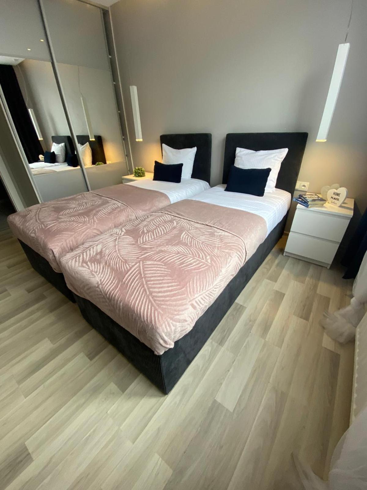 Apartment Pure